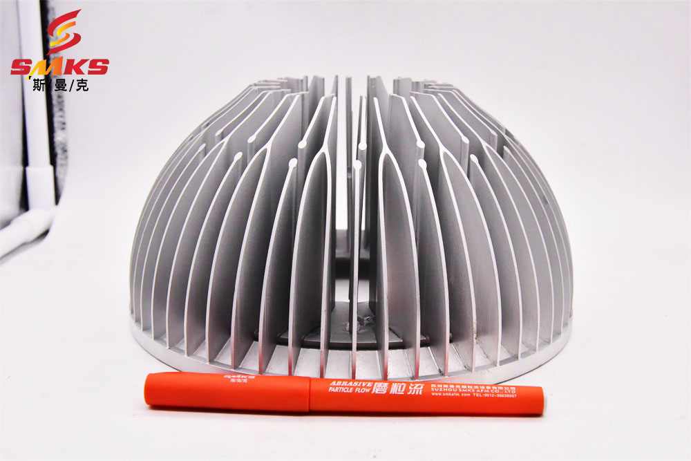 <a href='http://m.hogwei.com' target='_blank'><u>流體拋光機</u></a>