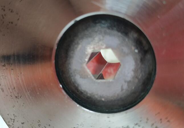 鎢鋼內(nèi)孔拋光，呼叫強(qiáng)力<a href='http://m.hogwei.com' target='_blank'><u>流體拋光機(jī)</u></a>！